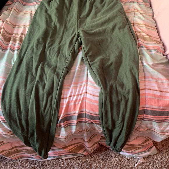 sweats - Picture 2 of 2